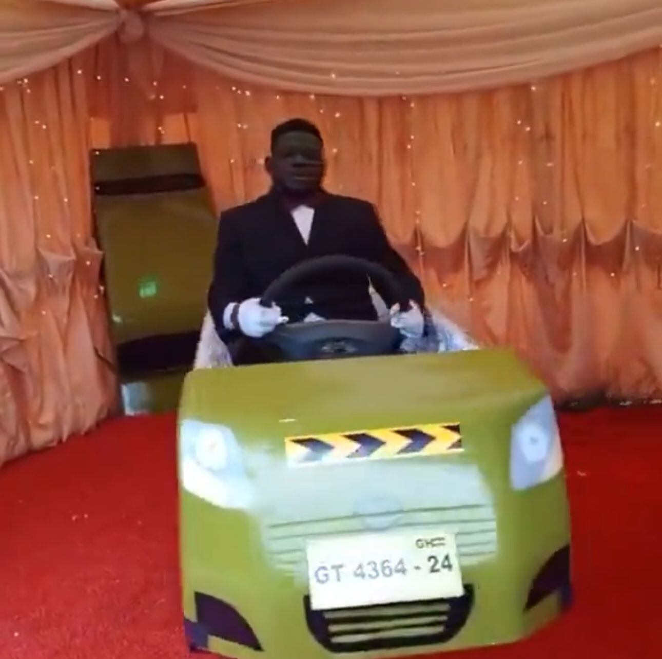 Las redes sociales estallaron tras la publicación del difunto