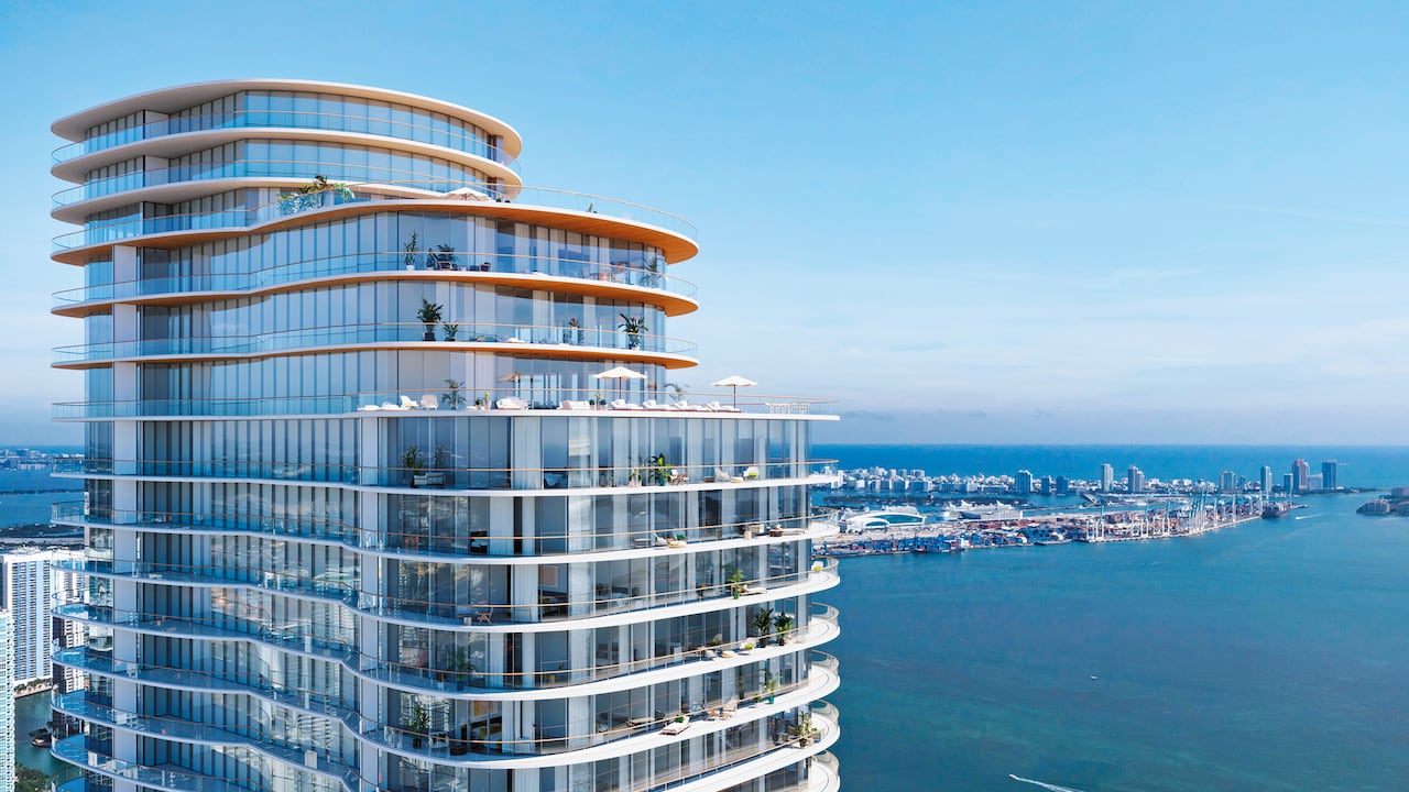 Se estima que las unidades de Cipriani Residences Miami se entregarán a mediados de 2026.