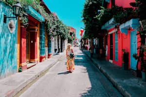 Colombia es conocida por su diversidad étnica y cultural, lo que se refleja en la belleza de su gente.