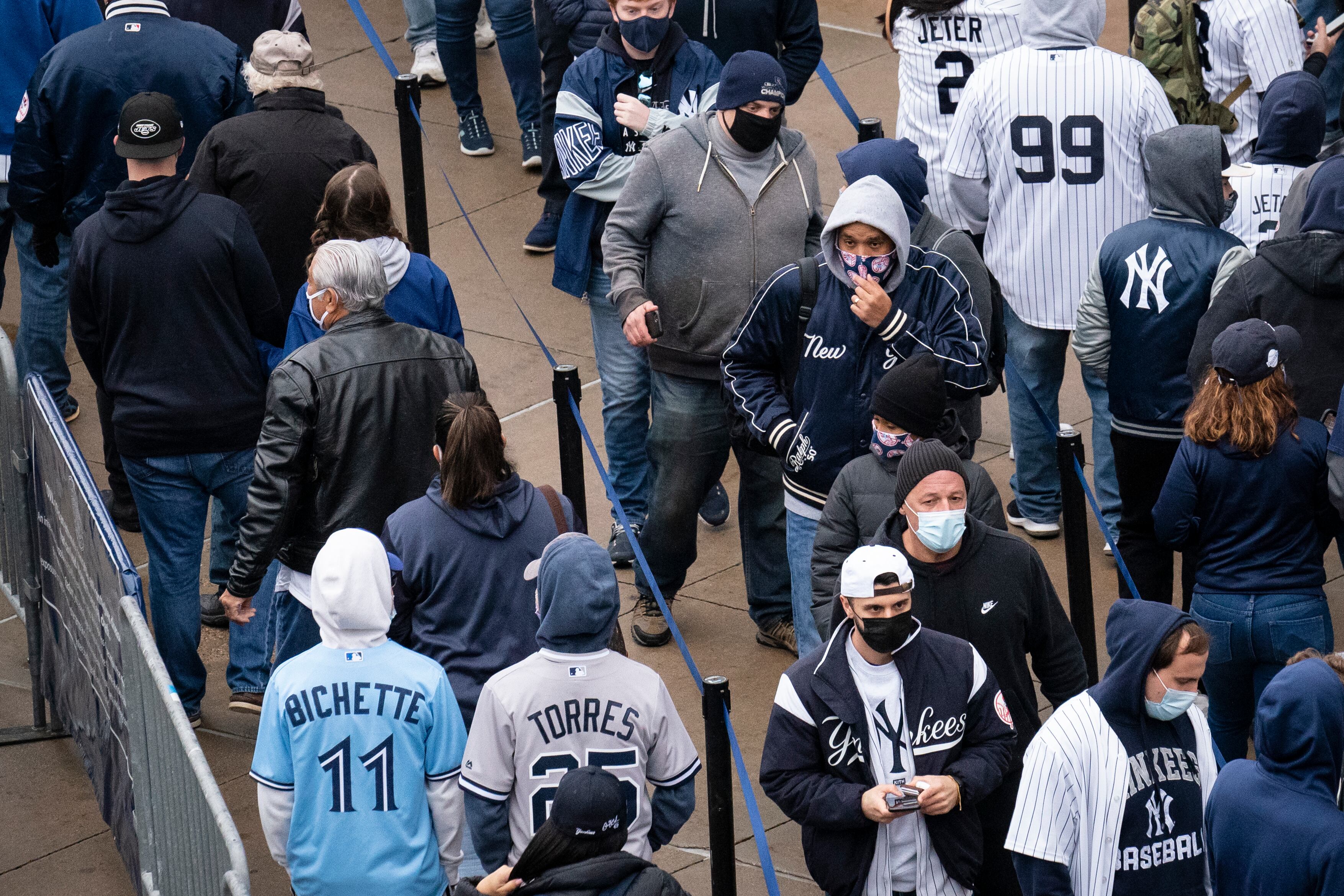 (AP Foto/John Minchillo)