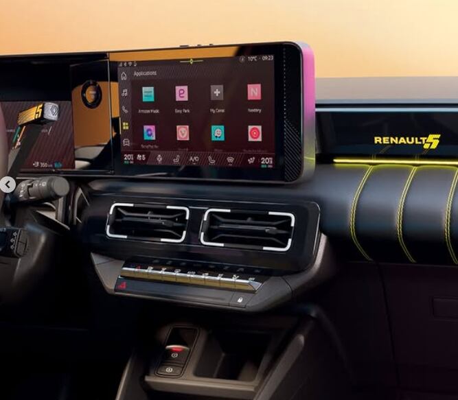 El Renault 5 ha tenido una muy buena salida en Francia. Compite con Tesla.