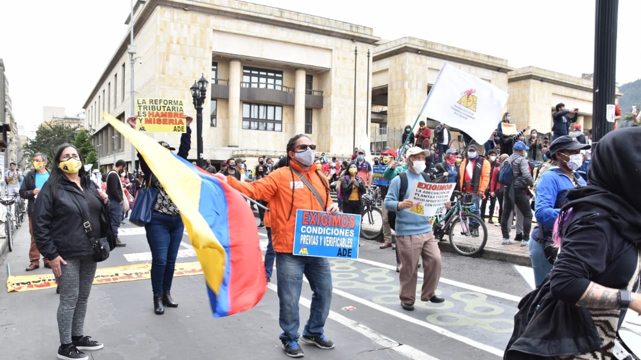 Protestas Maestros en la Plaza de Bolívar