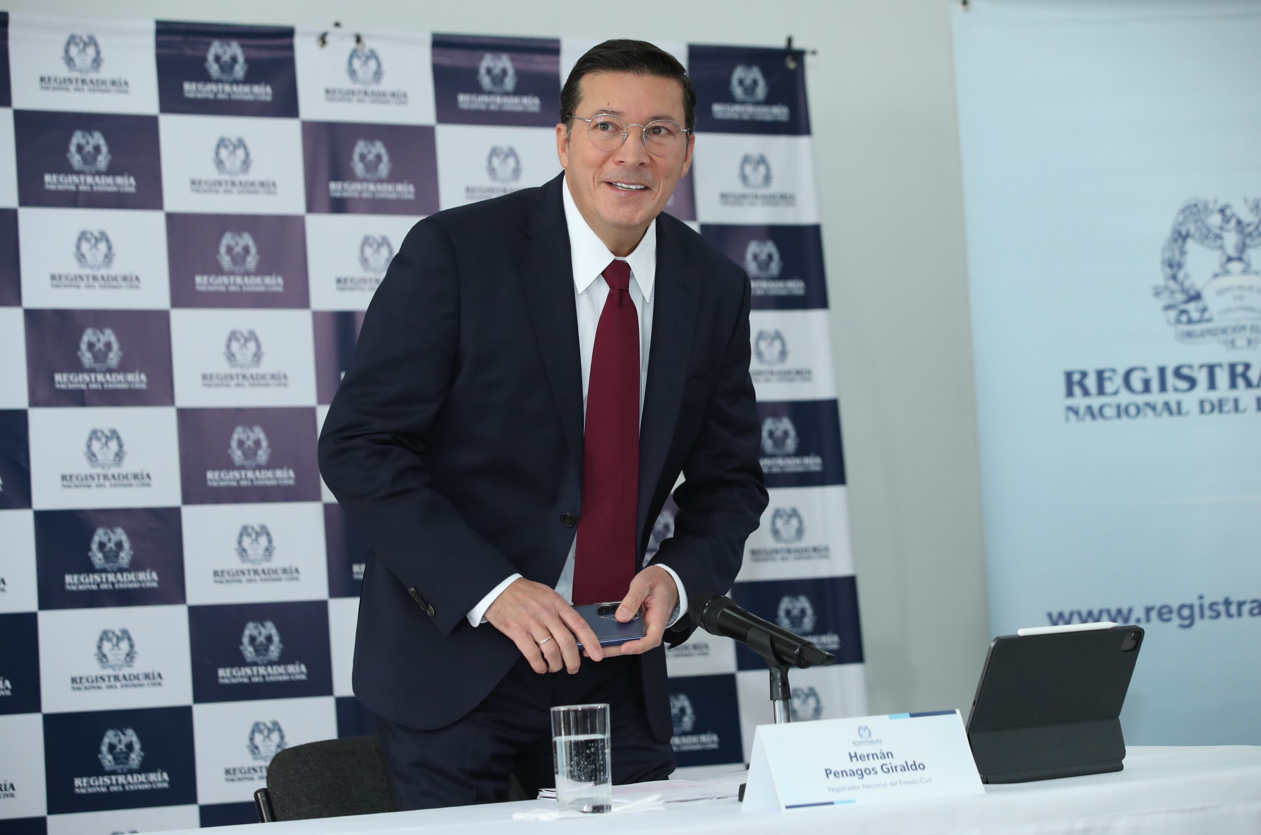 El registrador nacional, Hernán Penagos, convocó a una rueda de prensa para emitir un pronunciamiento definitivo sobre la consulta popular