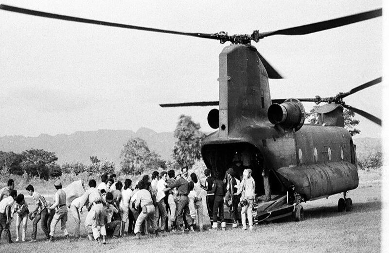 Como si la magnitud de la tragedia no fuera suficiente fue anunciada otra posible avalancha y las personas angustiadas intentaban salir del lugar. Dicho alud fue una falsa alarma pero logró sembrar terror.