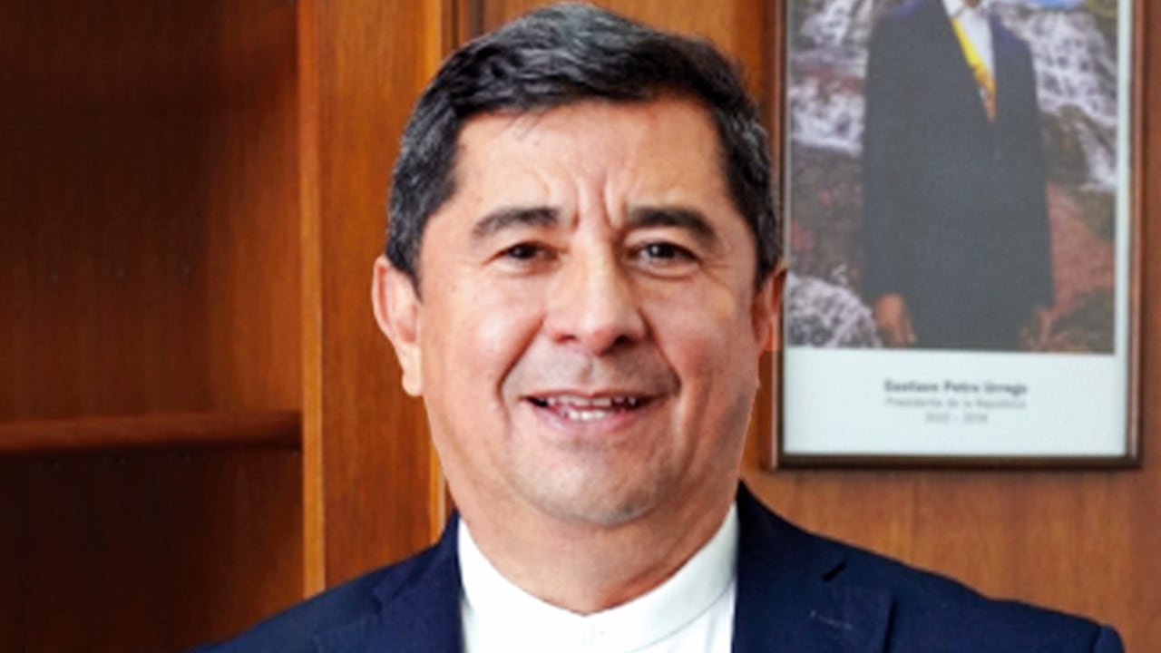 césar manrique soacha Exdirector de Función Pública