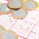 Miles de personas sueñan con ganar la lotería