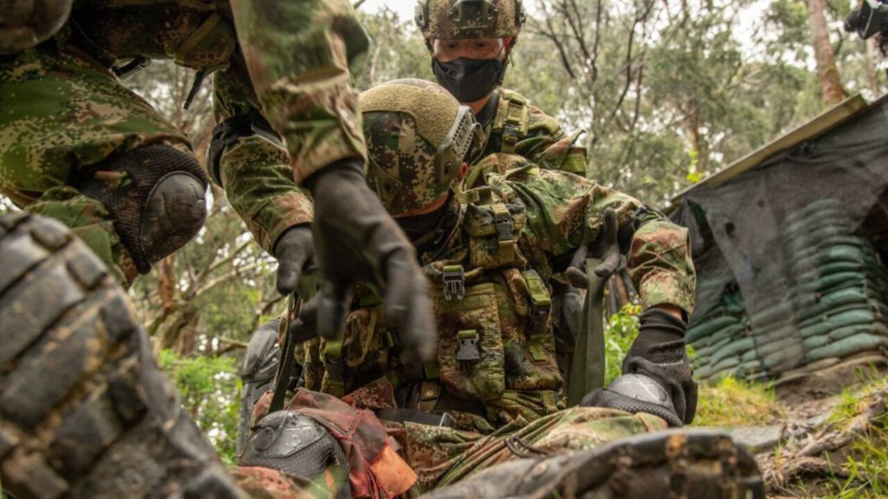 Los uniformados heridos tuvieron que ser trasladados a Cúcuta para recibir atención médica.
