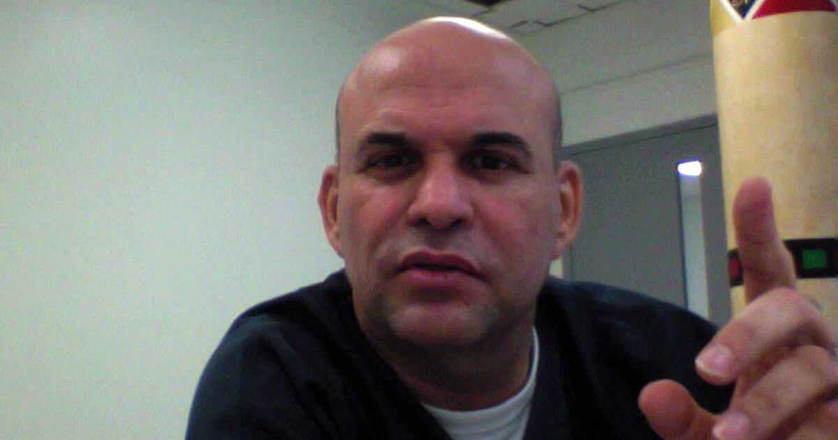 Mancuso debe aportar información verídica acerca de con quiénes se relacionó en los altos mandos de la fuerza pública que no hayan sido judicializados (Imagen de referencia)