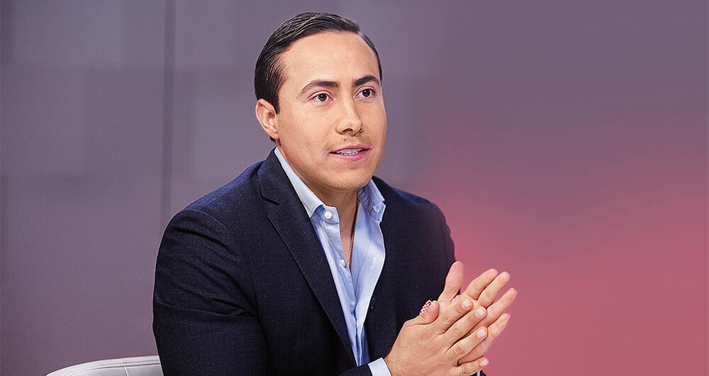 Richard Aguilar Villa fue elegido gobernador en 2011 aprovechando el caudal político de su padre. Posteriormente, llegó al Senado con el partido Cambio Radical.