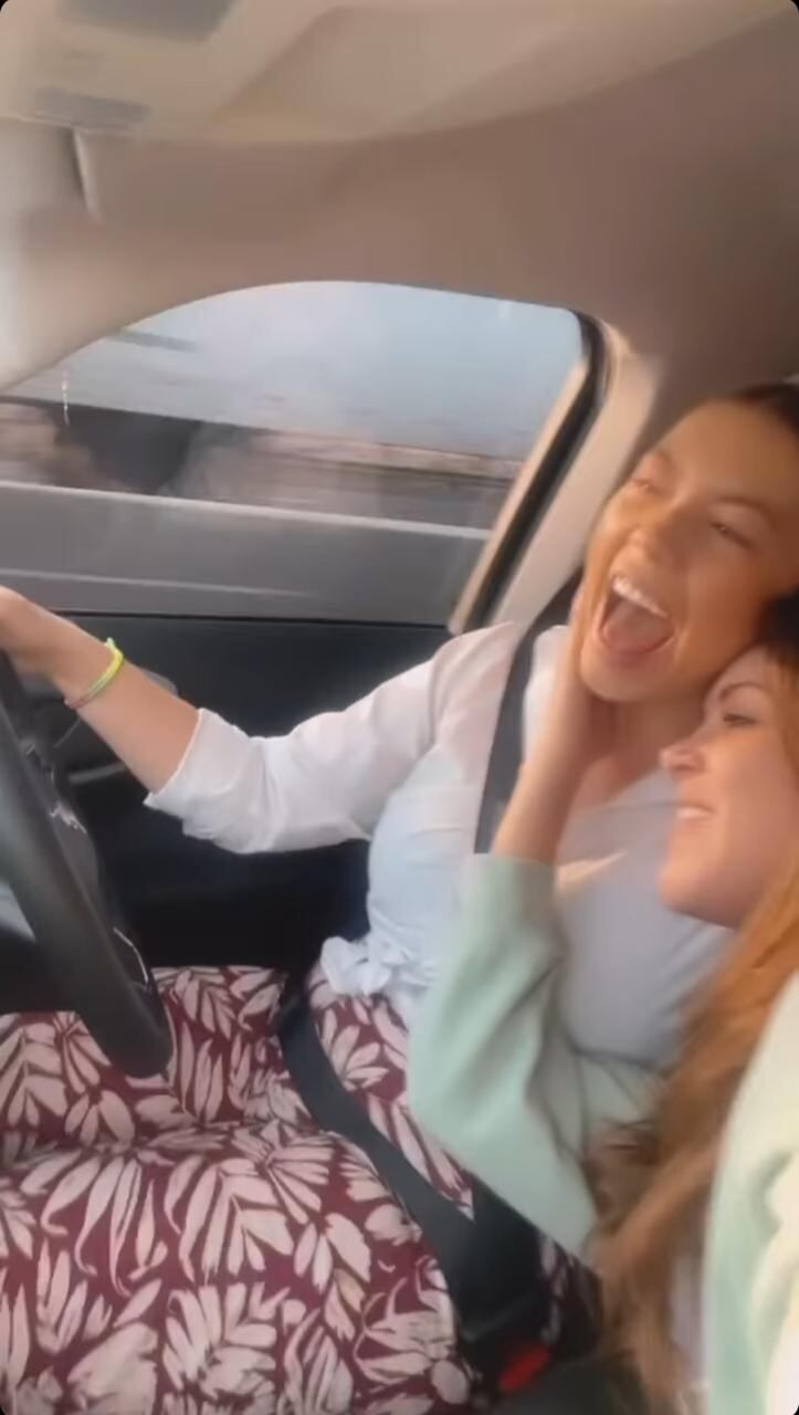 Nataly Umaña y Krystel Rubalcava en México