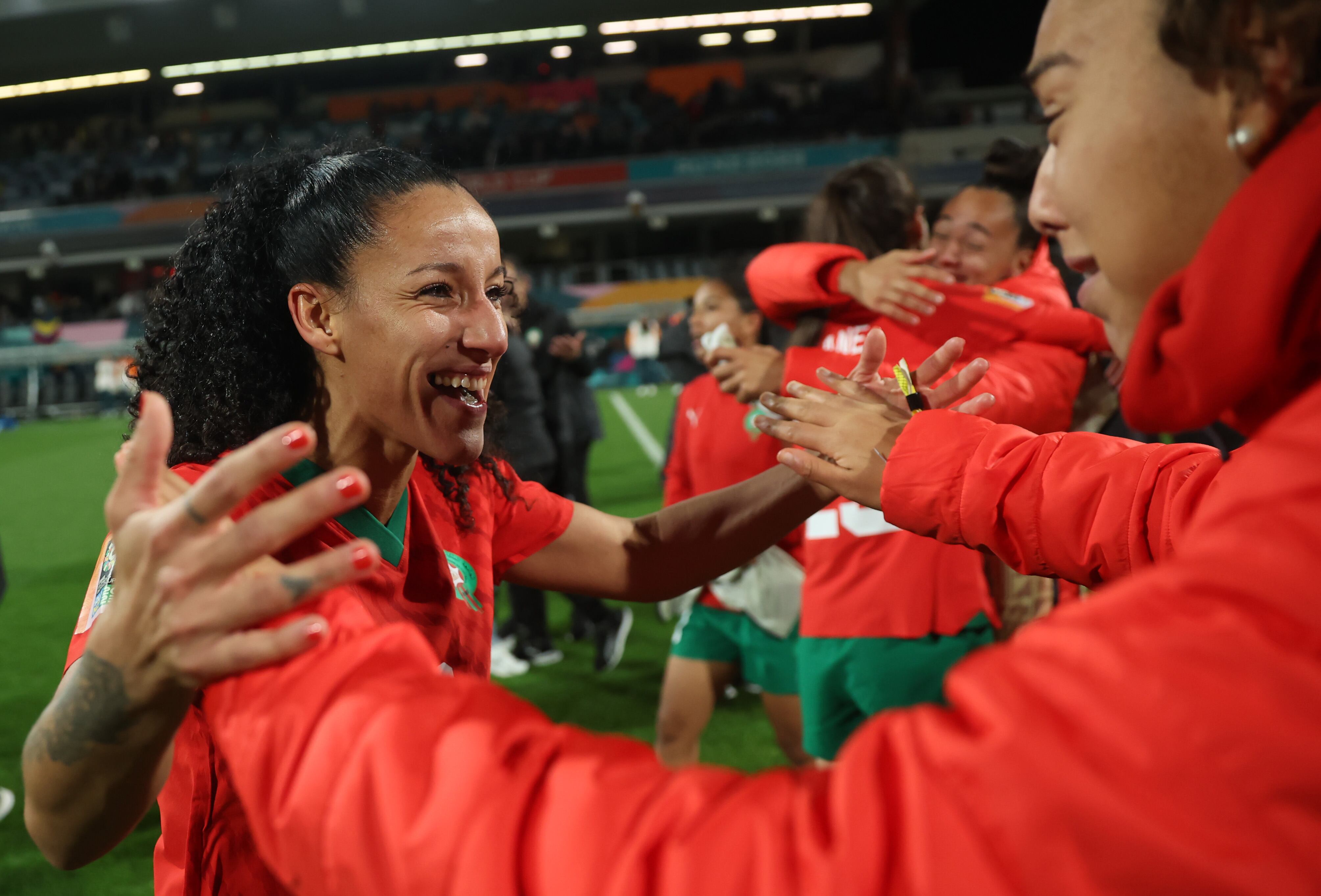 Salma Amani de Marruecos celebra avanzar a la etapa eliminatoria después de la victoria por 1-0 en el partido del Grupo H de la Copa Mundial Femenina de la FIFA Australia y Nueva Zelanda 2023 entre Marruecos y Colombia en el Estadio Rectangular de Perth el 3 de agosto. 2023 en Perth, Australia. (Foto de Alex Grimm - FIFA/FIFA vía Getty Images)