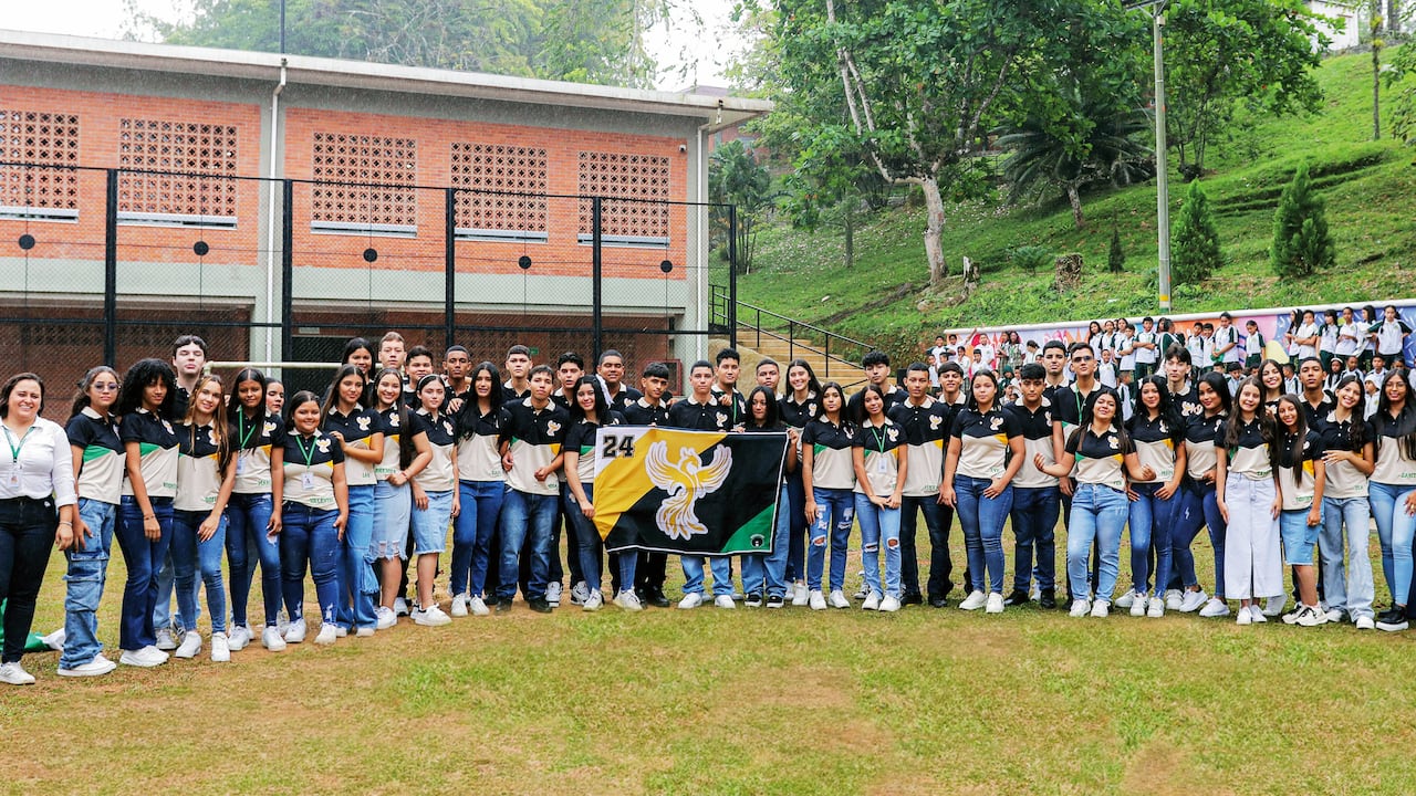 54 estudiantes se graduarán este 2024 del Gimnasio La Salada en Segovia, Antioquia.