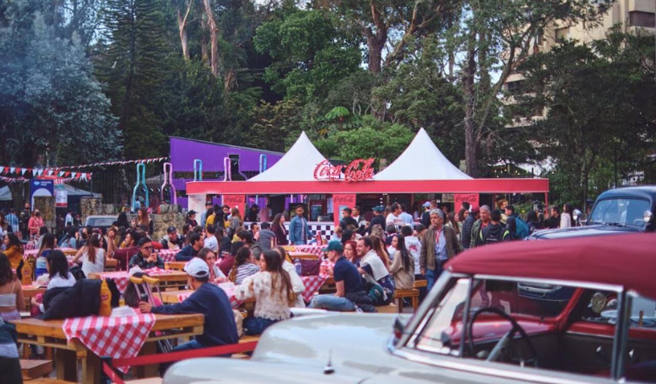El evento estará ambientado en los años 70