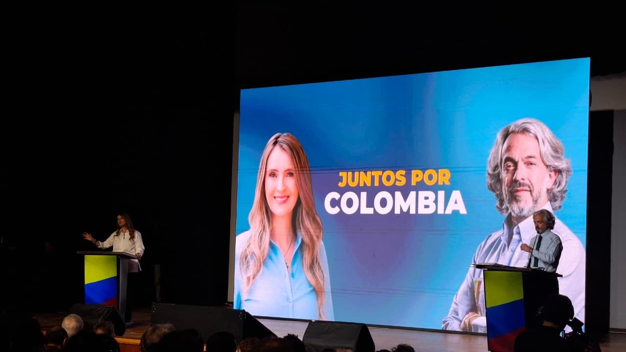 Paloma Valencia y Juan Daniel Oviedo.