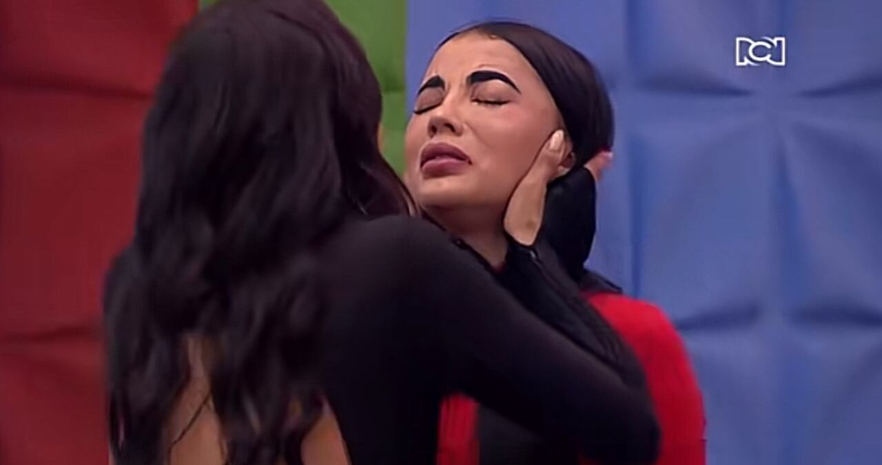 Hijos de Karina García entraron a 'La casa de los famosos' y vivieron emotivo momento frente a las cámaras.