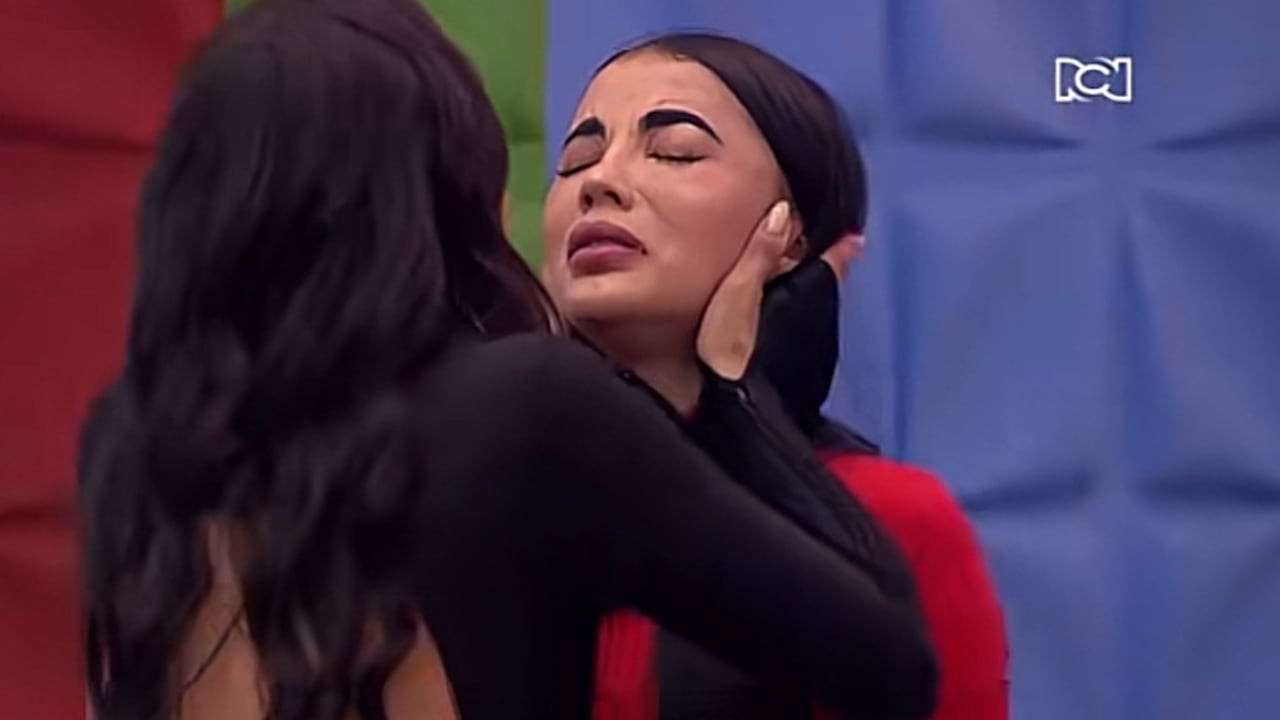 Hijos de Karina García entraron a 'La casa de los famosos' y vivieron emotivo momento frente a las cámaras.