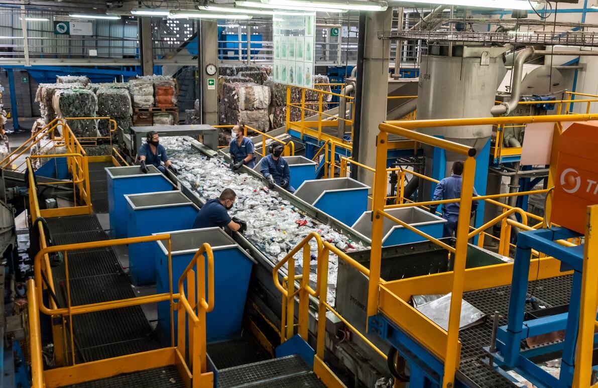 Antes de que finalice el año entrará en operación la cuarta planta de reciclaje e Enka, un proyecto en el que se han realizado inversiones por más de 40 millones de dólares.