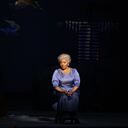 El 29 de marzo de 2010 US mezzo-soprano Grace Bumbry performs the role of the mother during "Treemonisha", the opera from African-American ragtime composer Scott Joplin, directed by Spanish dancer and choreographer Blanca Li, on March 29, 2010 at the Chatelet theatre in Paris. The American Grace Bumbry, the first black singer to perform at the 1961 Bayreuth Festival, died on May 7, 2023 in Vienna at the age of 86, her son announced on May 8, 2023. (Photo by Jo�l SAGET / AFP)