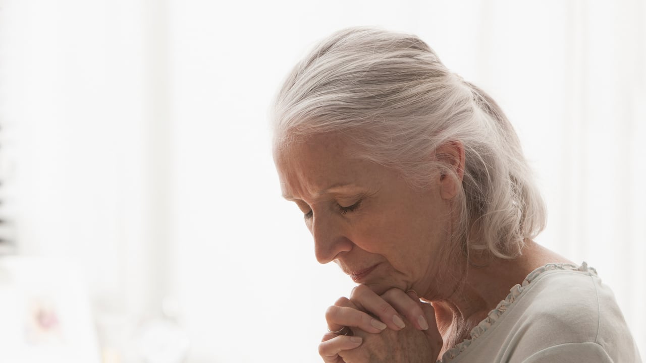 Oración a la Virgen María para pedir por la salvación.