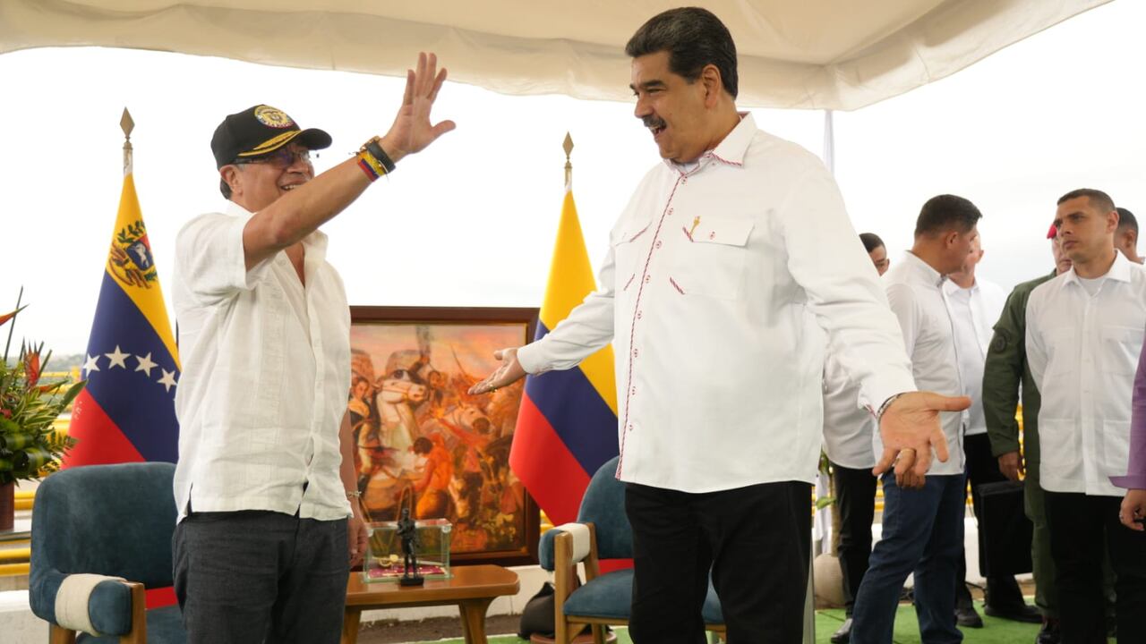 Gustavo Petro y Nicolás Maduro.