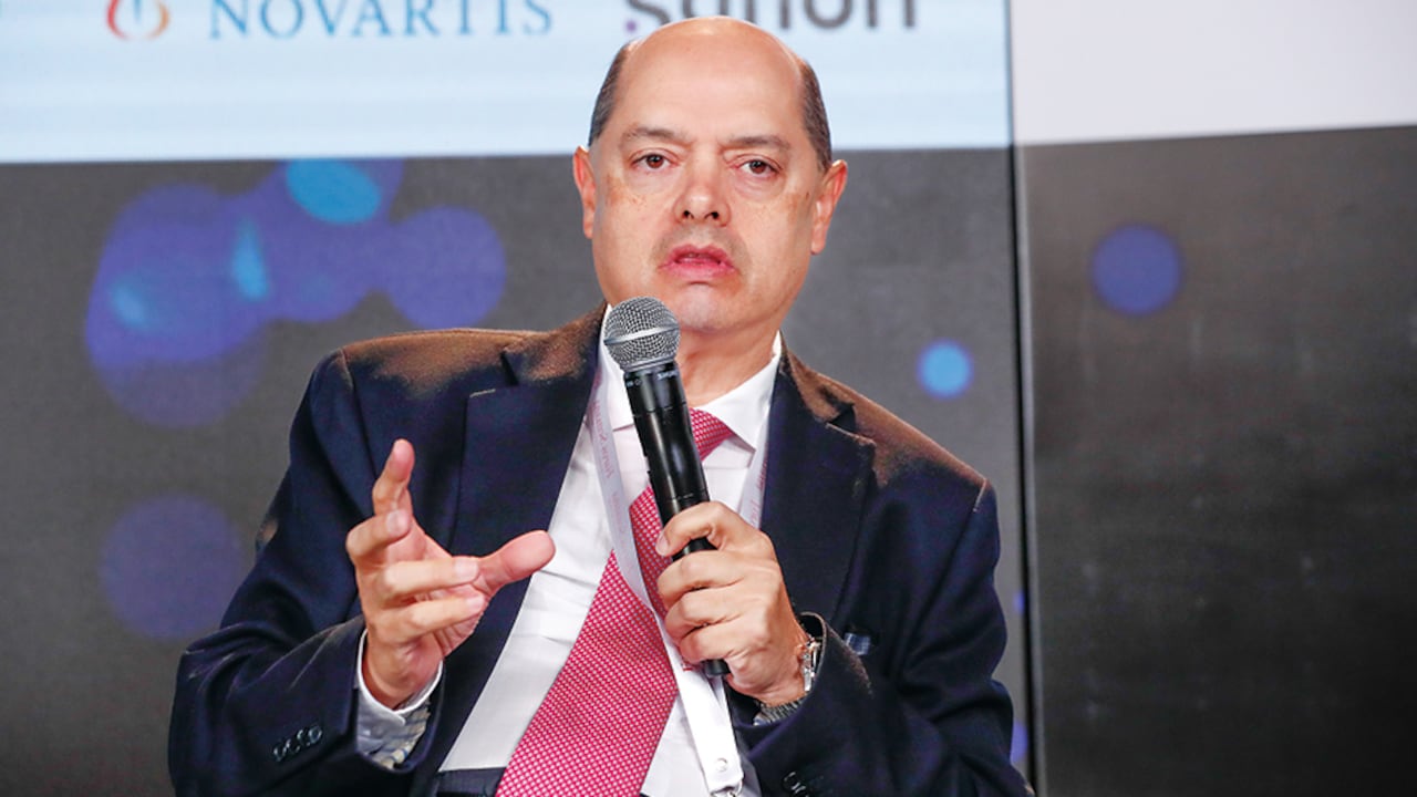 Enrique Vargas LlerasExintegrante de junta en Nueva EPS