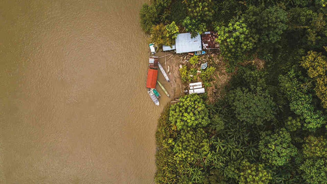 Algunos científicos norteamericanos como Carl Eigenmann y Arthur Henn navegaron el río y estudiaron su fauna a principios del siglo XX.