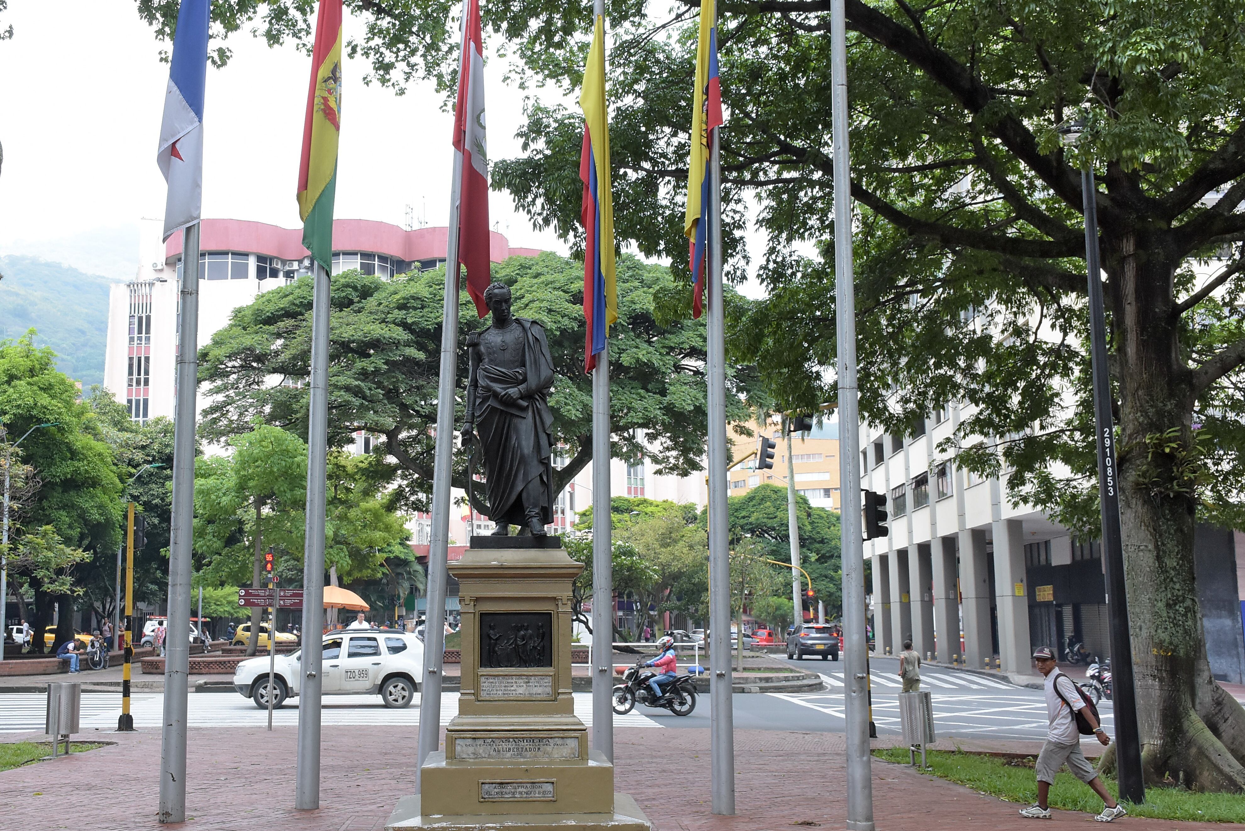 Estado Actual de los Monumentos en Santiago de Cali, Monumento al Libertador Simón Bolívar
