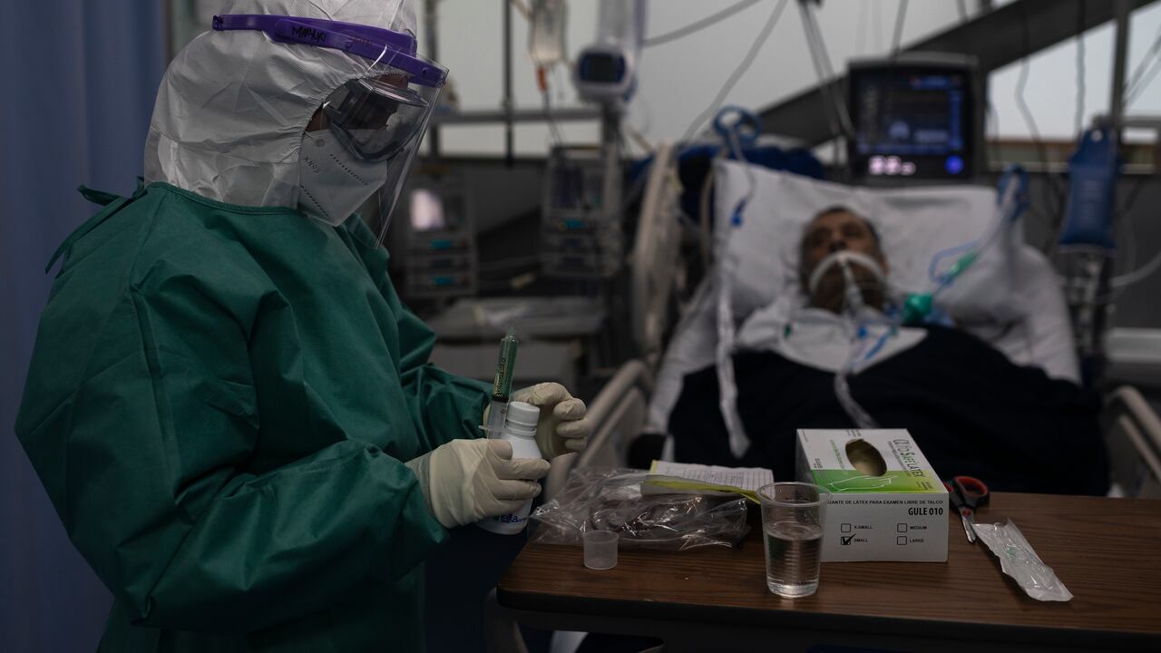 Ocupación de camas UCI para coronavirus en Bogotá baja a 92,4 %