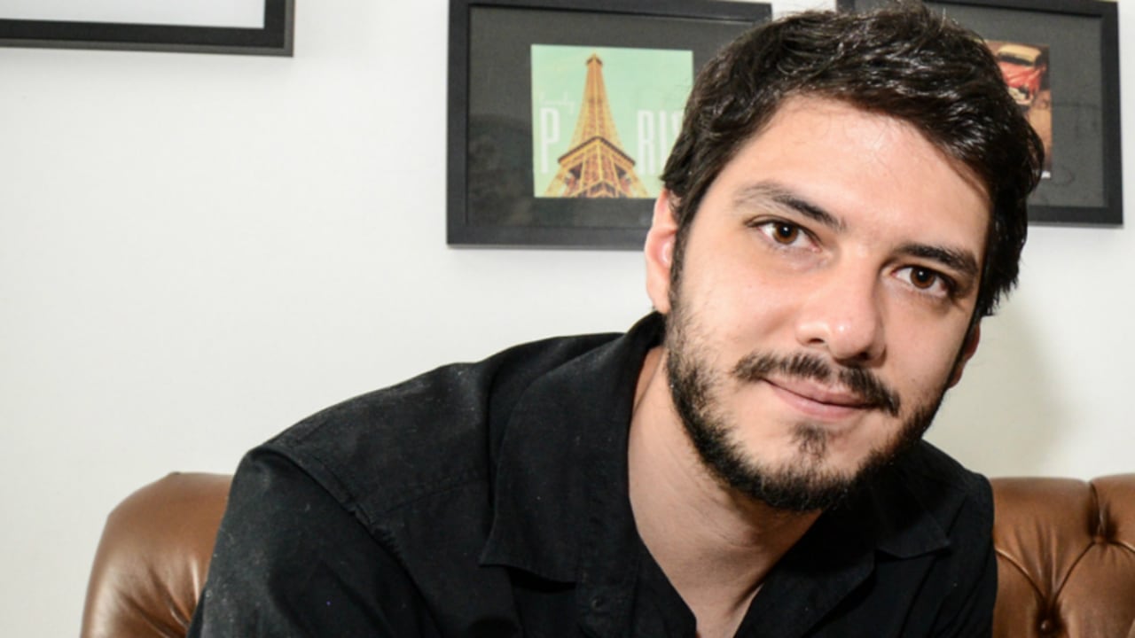 Julián Urrego, director creativo y uno de los tres creadores de Hi Mom.