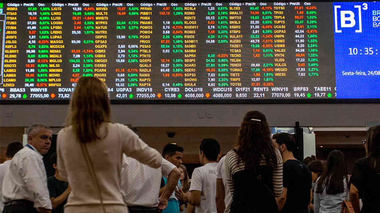 El aumento de las tasas de interés por parte de la FED y otros países desarrollados está provocando un reacomodo de los capitales en el mundo. Los emergentes están sufriendo las primeras consecuencias.