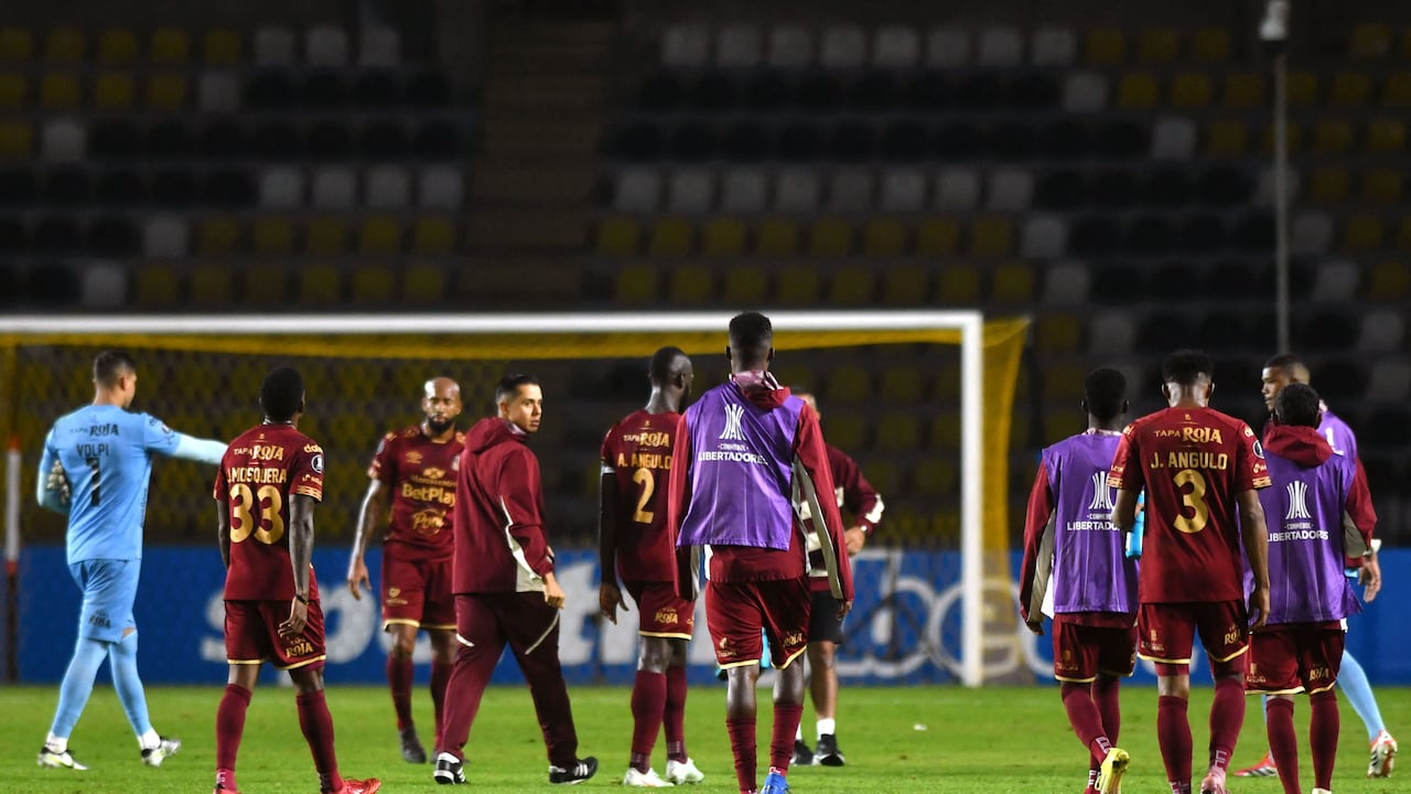 Plantel del Deportes Tolima hizo despedida a volante tras siete años en el equipo.