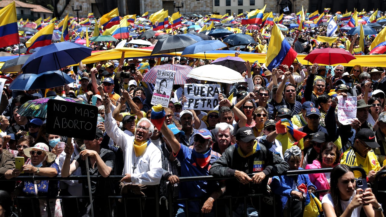Marcha de la mayoría en contra del Gobierno del Presidente Gustavo Petro