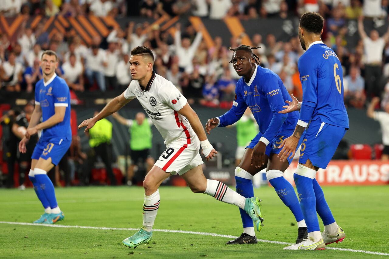 Alemanes y escoceses definieron el campeón de la Europa League.