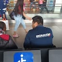 Niña abandonada en el aeropuerto El Dorado.