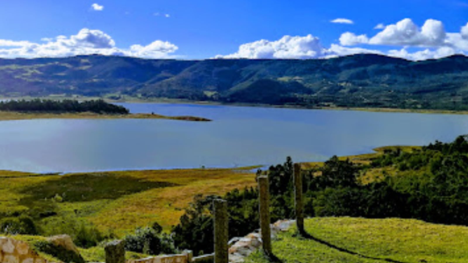 Laguna del Cacique en  Guatavita