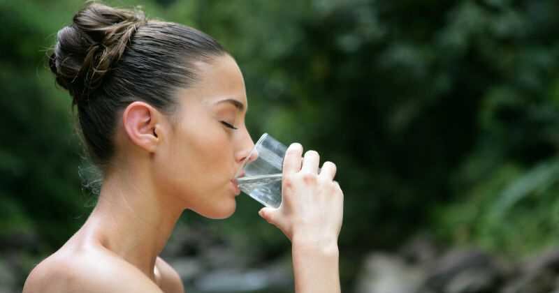 tomar, beber agua, salud, mujer, bebida