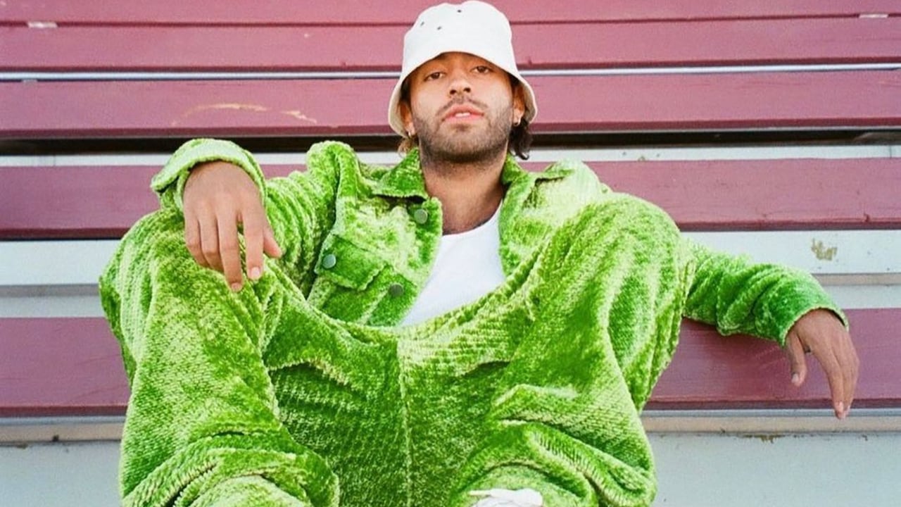 Así se veía Feid antes de ser famoso y con cabello largo