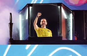 Abelardo De La Espriella recibió el triunfo desde la Ventana al mundo en Barranquilla.