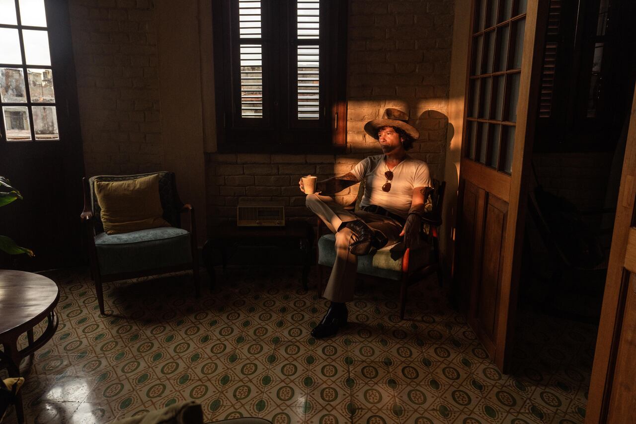 Enrique Bunbury viene de lanzar su LP 'Cuentas pendientes'.