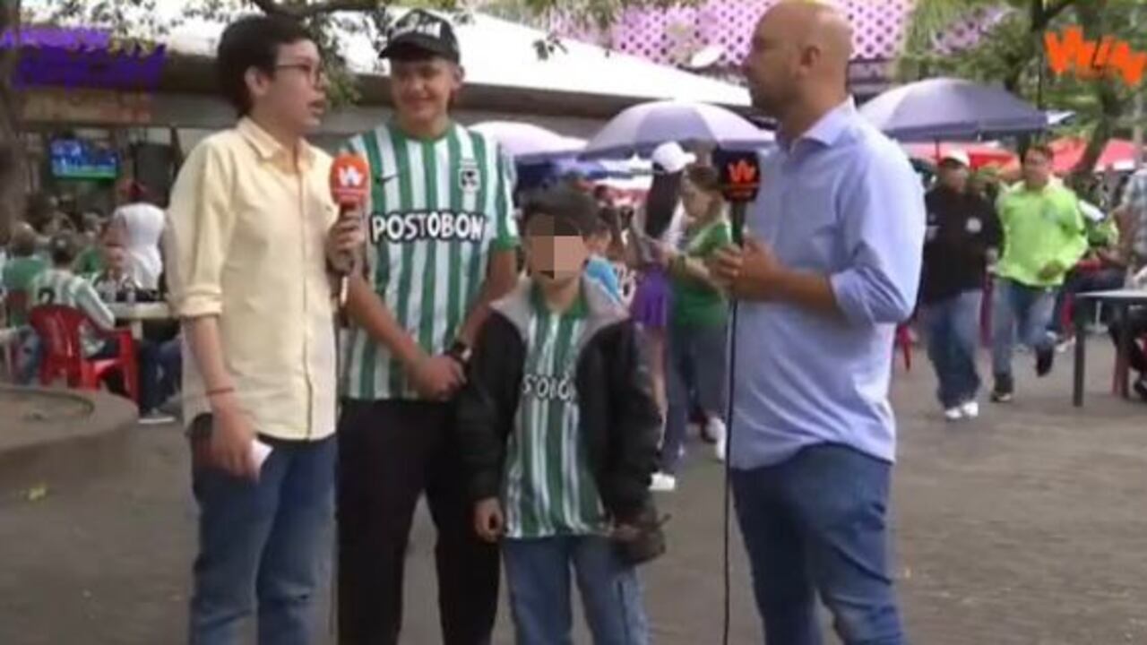 Periodistas de Win Sports en medio de la transmisión.