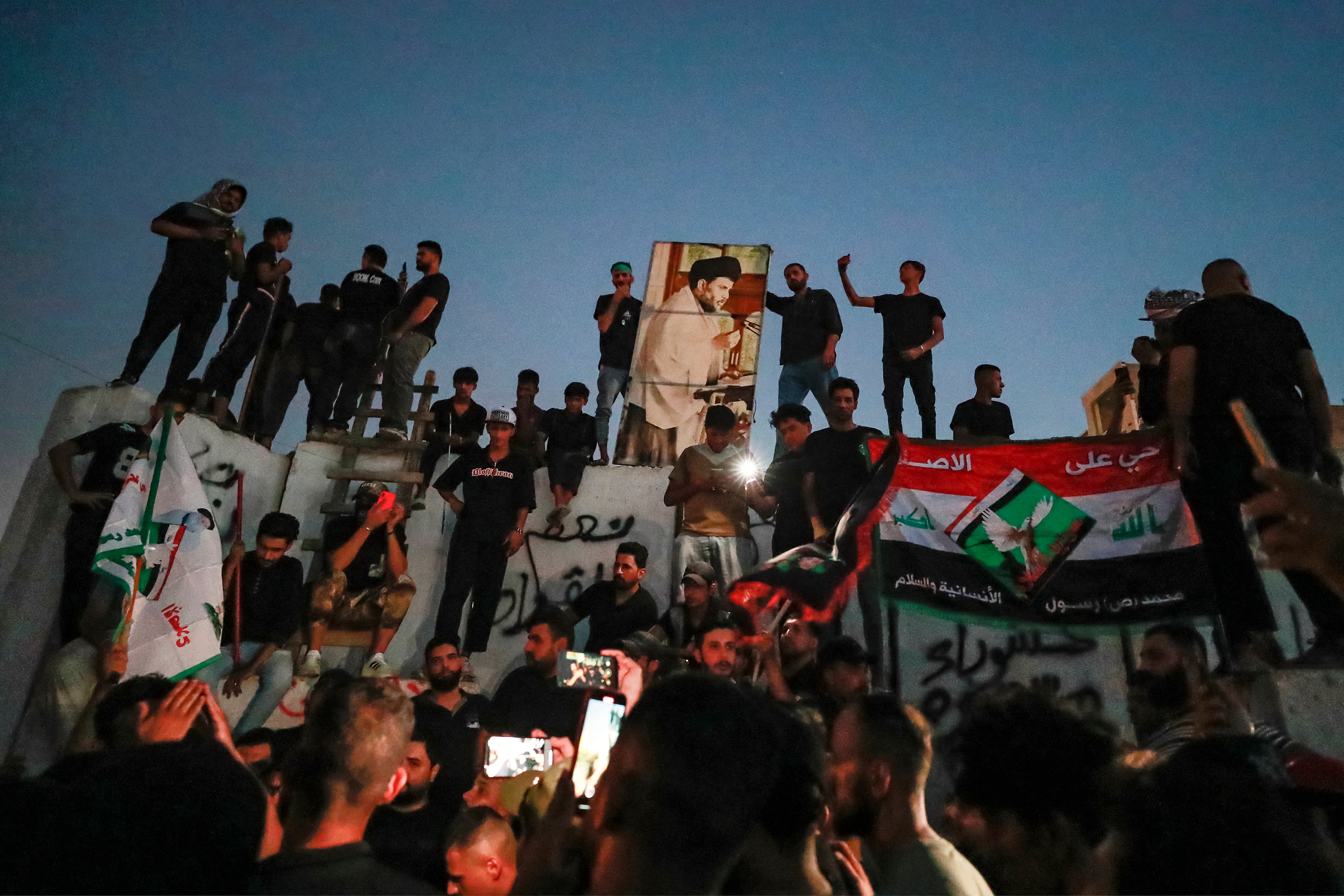 Suecia ha condenado los actos en su embajada donde no se reportaron heridos.