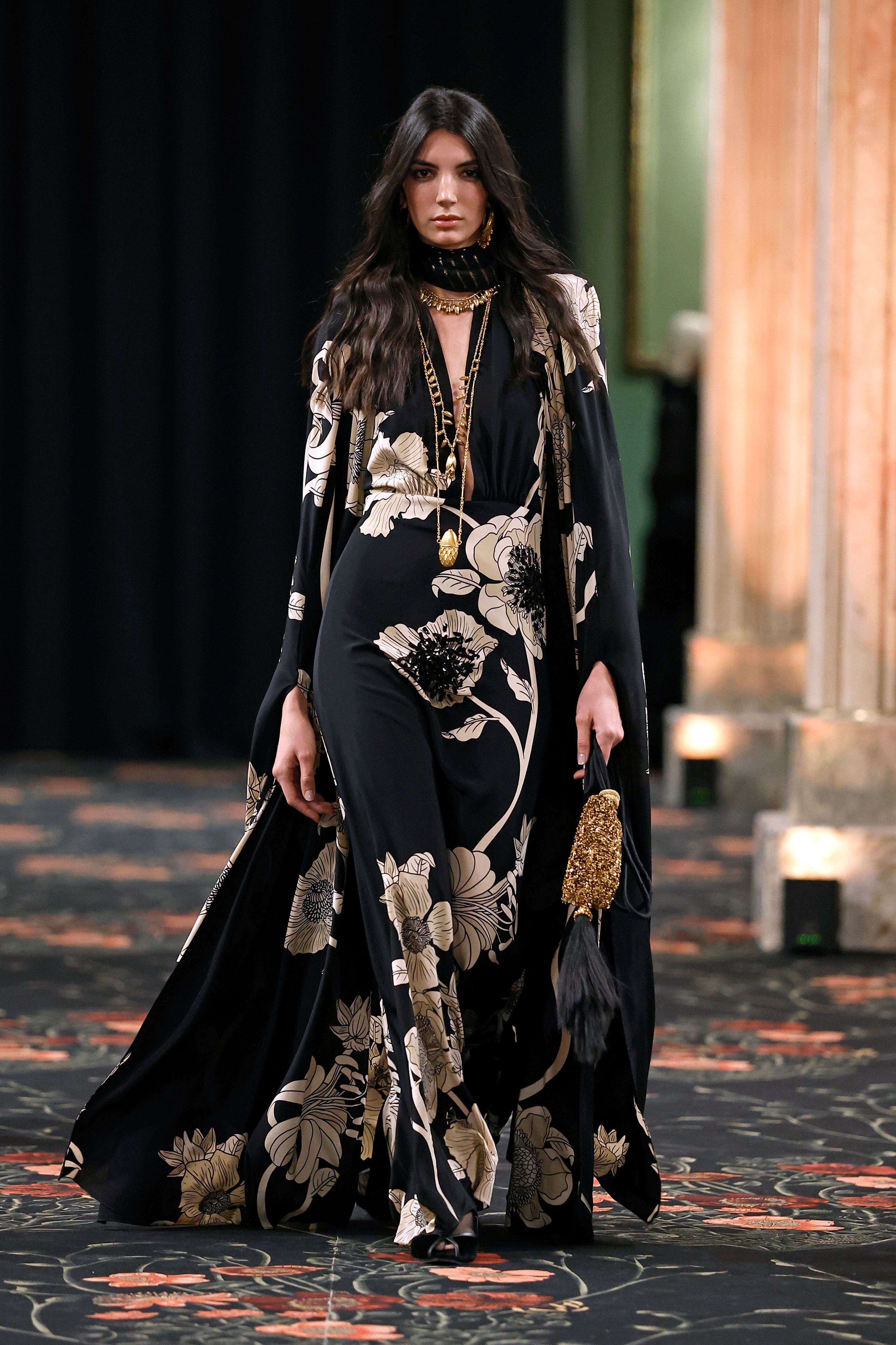 Johanna Ortiz, la diseñadora caleña, fue la encargada de inaugurar la Mercedes Benz Fashion Week Madrid 2026 con su colección 'Alma'