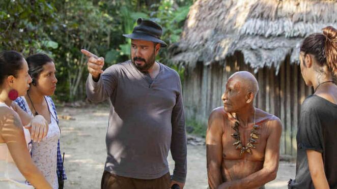 Ciro Guerra dirigió la serie junto con los cineastas Laura Mora y Jaques Toulemonde