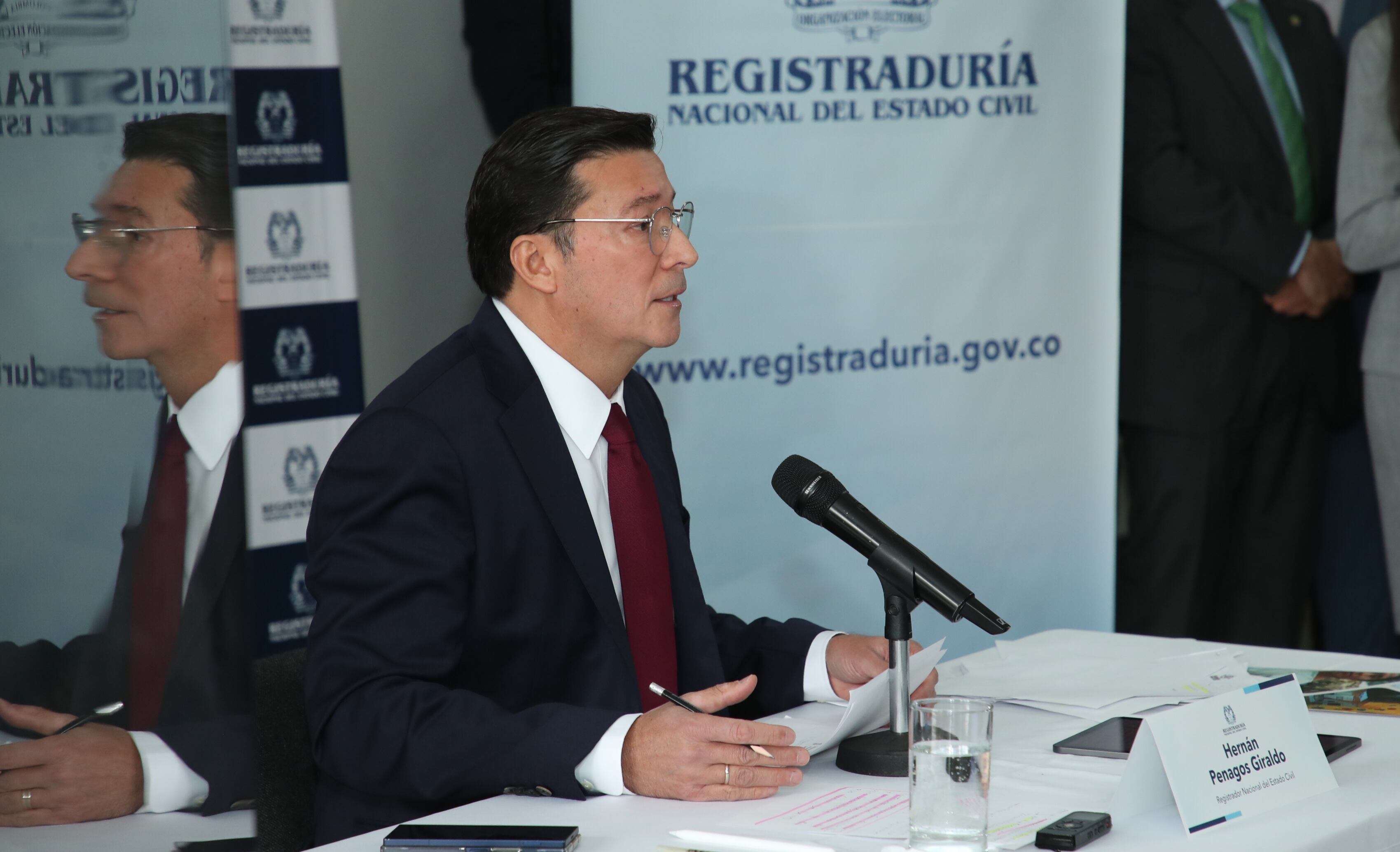 El registrador nacional, Hernán Penagos, convocó a una rueda de prensa para emitir un pronunciamiento definitivo sobre la consulta popular