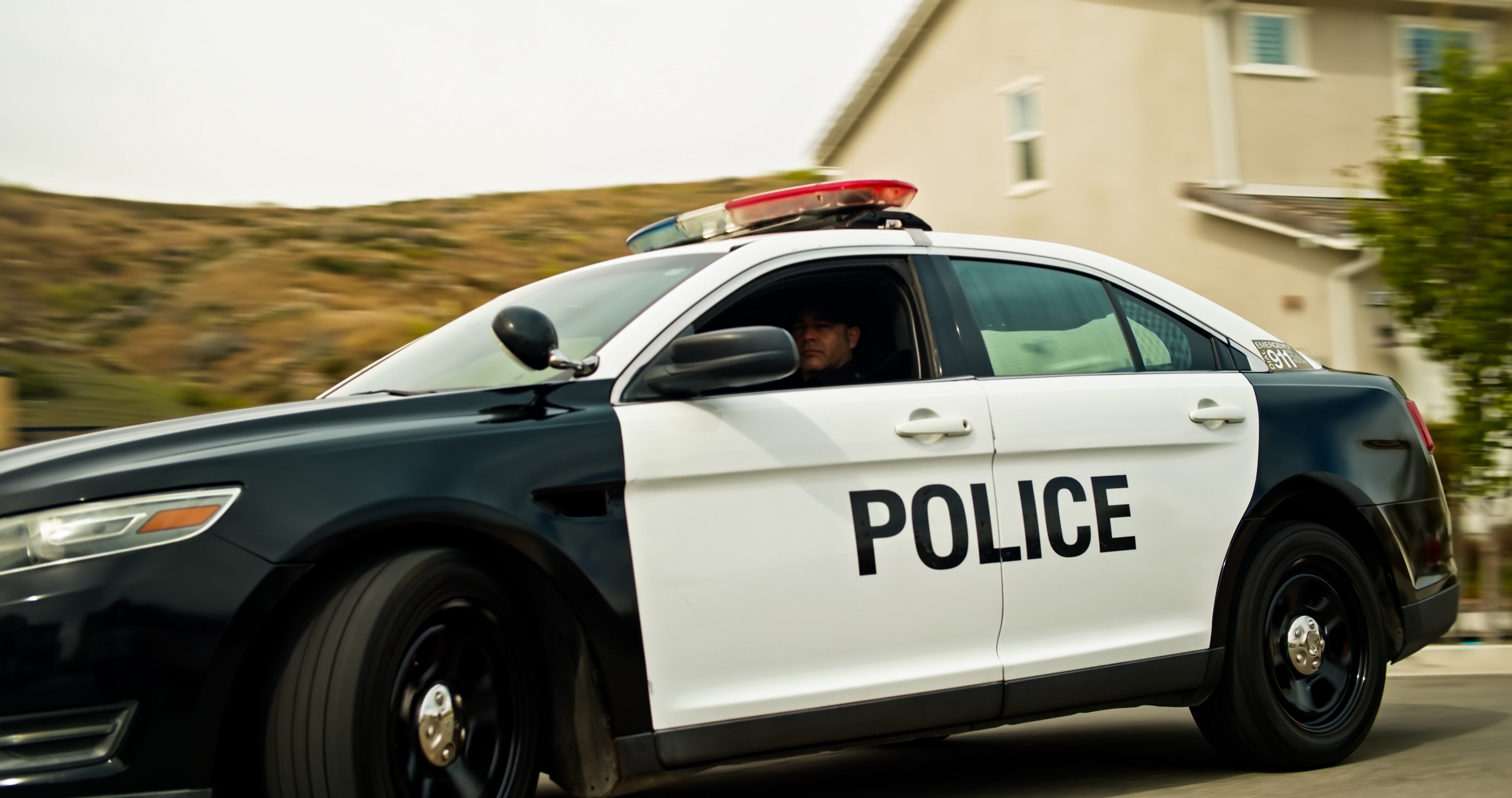 La investigación preliminar señala que los disparos no fueron resultado de un altercado casual, sino de una acción prémédita con arma de fuego