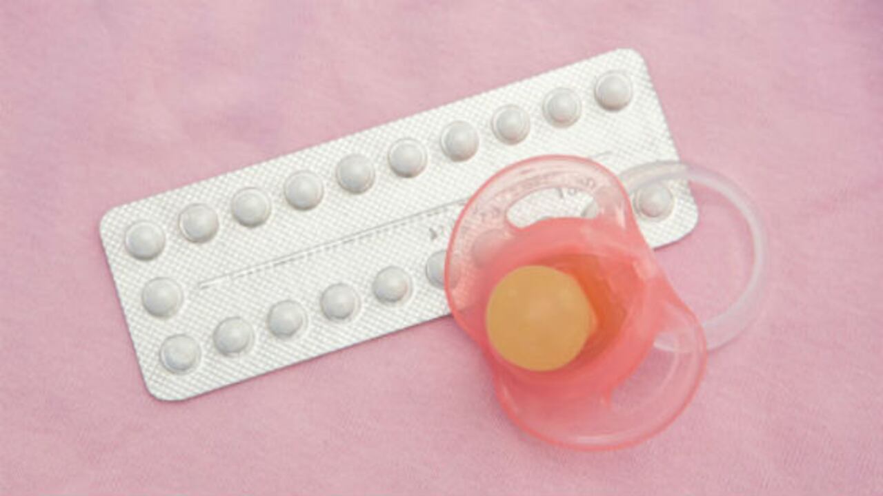 Lidegaard estudió los registros de todas las mujeres de 15 años a 34 en Dinamarca. Encontró que más del 10 % comenzó a tomar antidepresivos en algún momento.