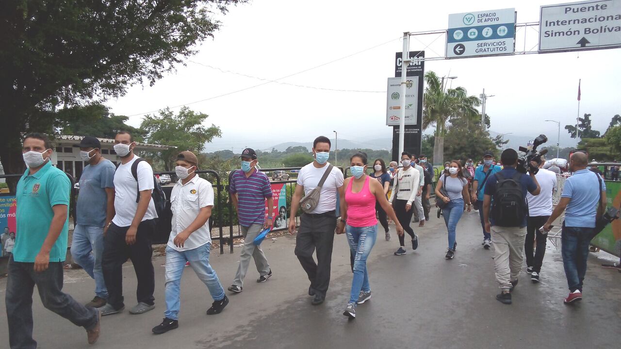 Una medición del Barómetro de la Xenofobia en redes sociales evidenció que mientras las conversaciones que discriminan a los venezolanos crecieron un 576 por ciento, los mensajes de rechazo a ese tipo de publicaciones aumentaron en más de un 1.000 por ciento, es decir, se multiplicaron por diez.