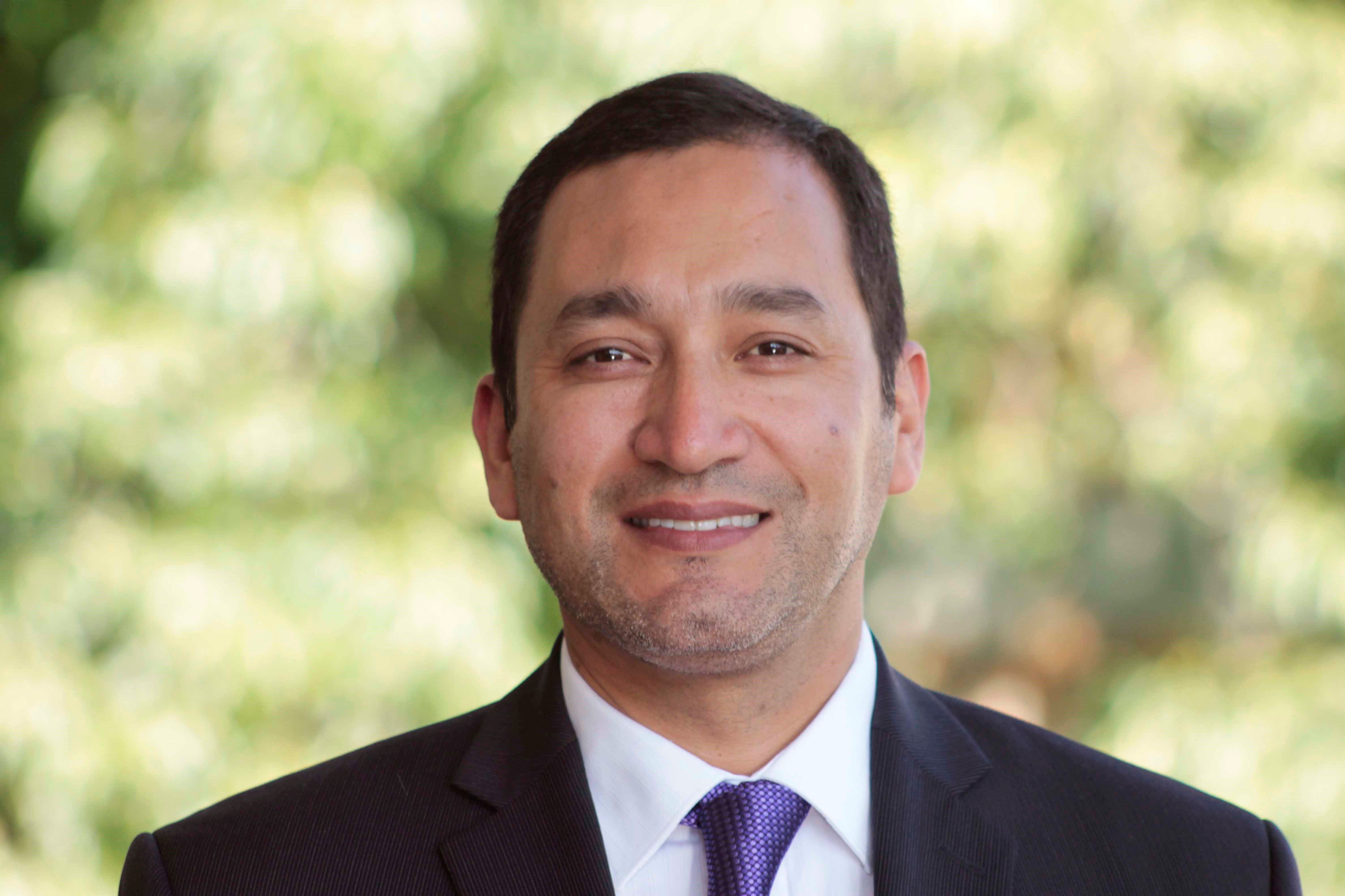 COLOMBIA ES UN PAÍS TAN DIverso que puede experimentar sequías e inundaciones en su territorio al mismo tiempo. En Bogotá ya se impuso un racionamiento de agua a sus habitantes por los bajísimos niveles en los que hoy están los embalses que abastecen del líquido a la capital, mientras que en el Pacífico ríos como el Baudó, en el Chocó, se desbordan y arrasan cultivos y viviendas por igual.