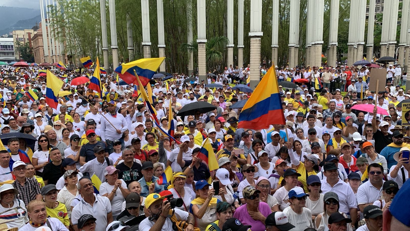 Lleno total en el Parque de las Luces