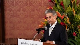 Ahmed Al Ameri, CEO de Sharjah Book Authority, en la presentación del emirato de Sharjah como invitado de honor a la FILBo 2027. Palacio de San Carlos, septiembre 25 de 2026.